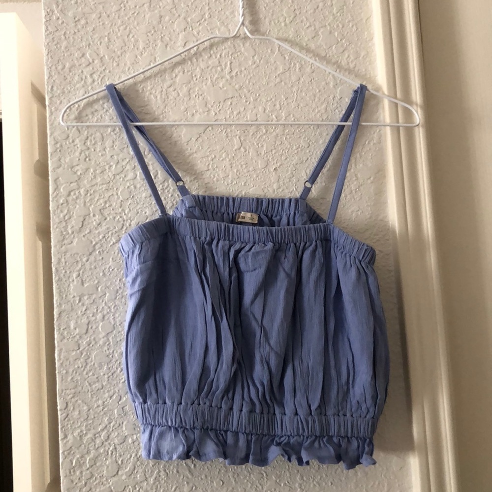 Periwinkle cropped tank top